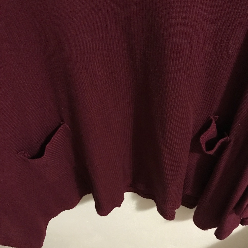 Francesca's Blouse - Picture 3 of 3